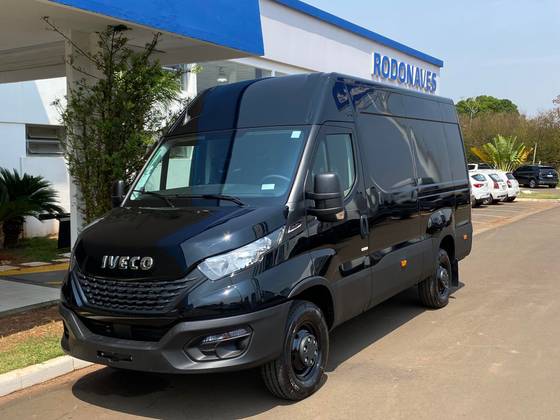 Iveco Daily Branca